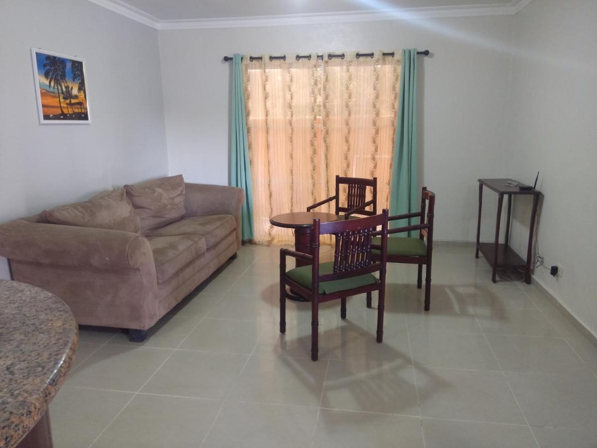 M & L Shared Apartment Punta Cana Exterior photo